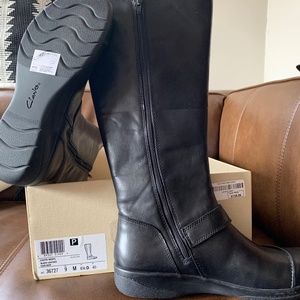 Clarks Cheyn Meryl black leather boots